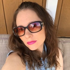 Meet your Posher, Martine lisa